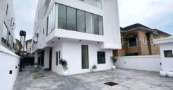 5 BEDROOM FULLY DETACHED DUPLEX WITH A ROOM BQ FOR 750,000,000 NAIRA