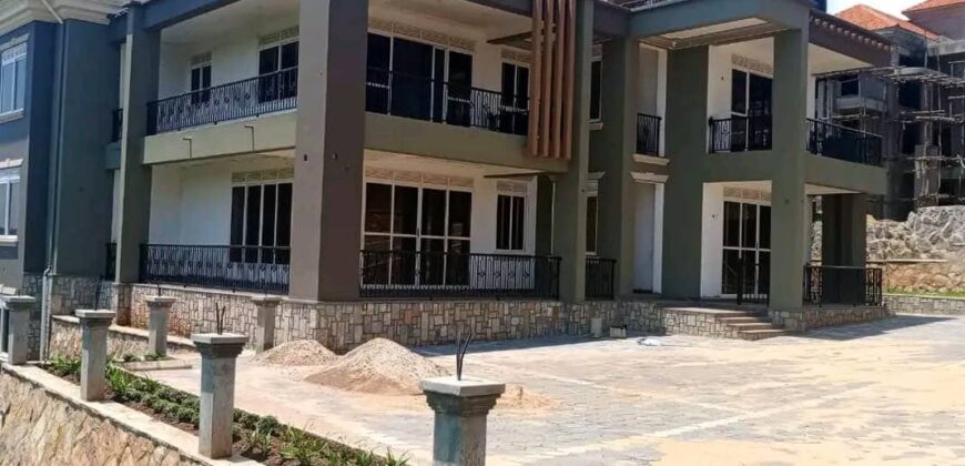 INTIMATE 6BEDROOMS,EACH SELF-CONTAINED FOR SALE AT UGANDA -MUNYONYO