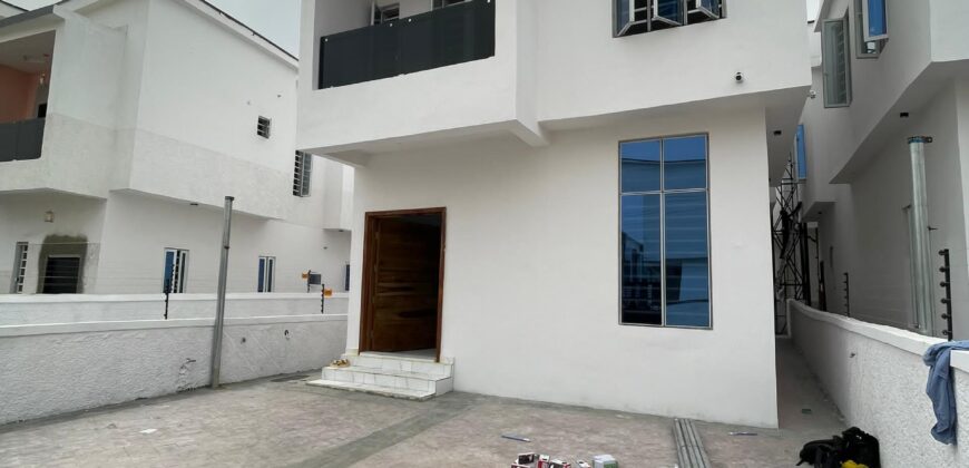 4BEDROOM FULLY DETACHED DUPLEX FOR SALE