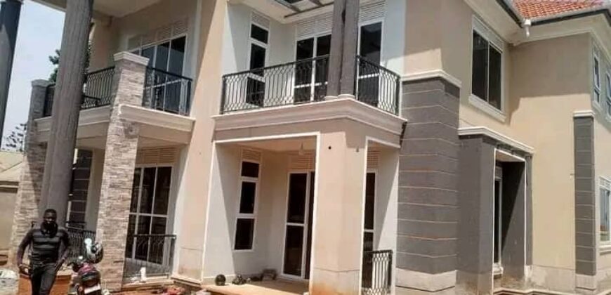Am exclusive 4 bedroom house for sale at UGanda -Buziga