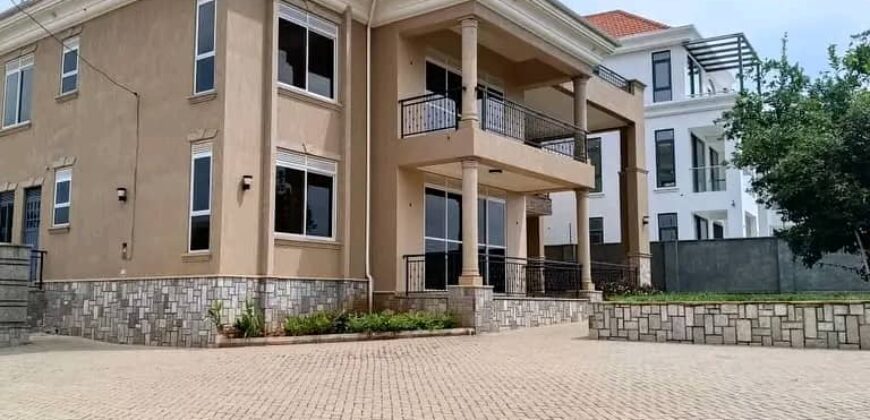 Lake view House foor sale UGanda- -MUNYONYO