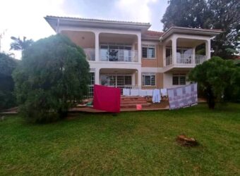 HOUSE ON QUICK SALE AT UGANDA -NTINDA