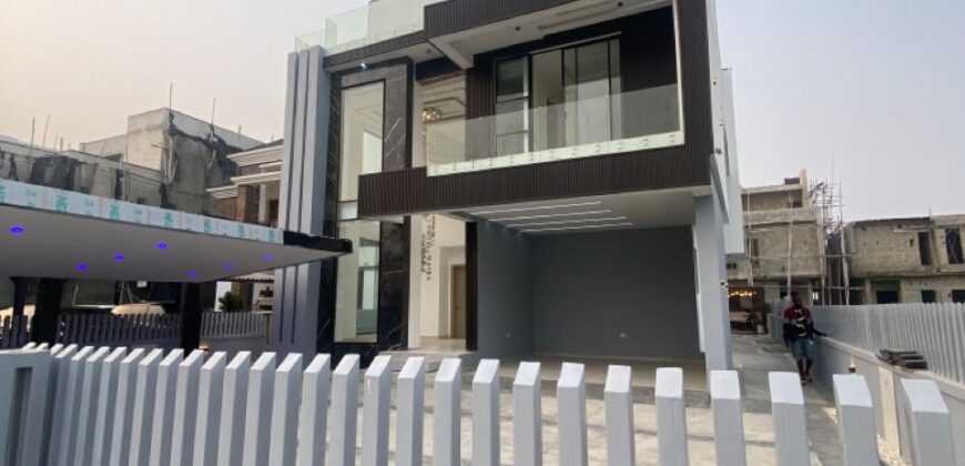 LUXURY 5 BEDROOM FULLY DETACHED DUPLEX FOR 450,000,000 NAIRA