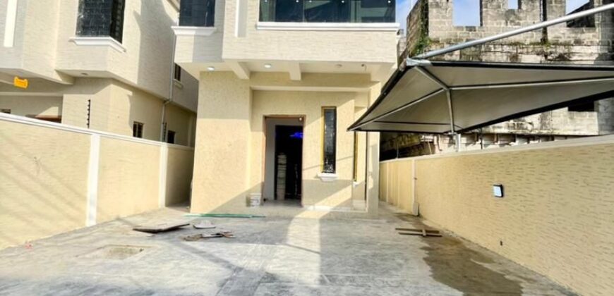 BEAUTIFULLY FINISHED CONTEMPORARY 5 BED FULLY DETACHED DUPLEX WITH BQ FOR 90,000,000 NAIRA