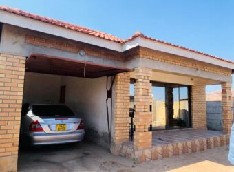 AVONDALE FLAT FOR SALE: At ZIMBABWE