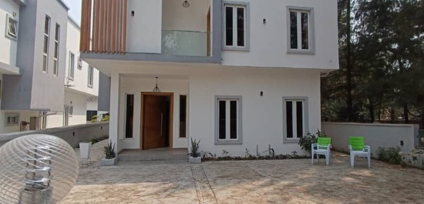 Newly built 5 Bedroom Fully Detached Duplex for 200,000,000 NAIRA