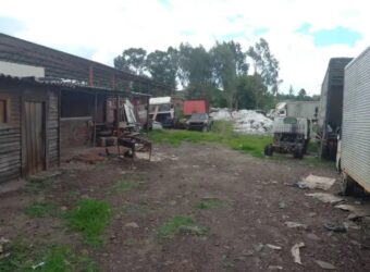 Commercial property located 200m away from Zindoga shops 