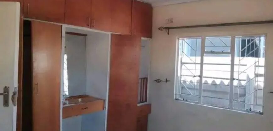 3BEDROOM HOUSE FOR SALE AT ZIMBABWE