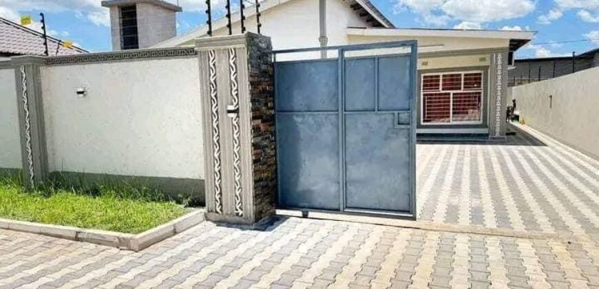 3 BEDROOMED (MSC) STAND ALONE HOUSE FOR SALE