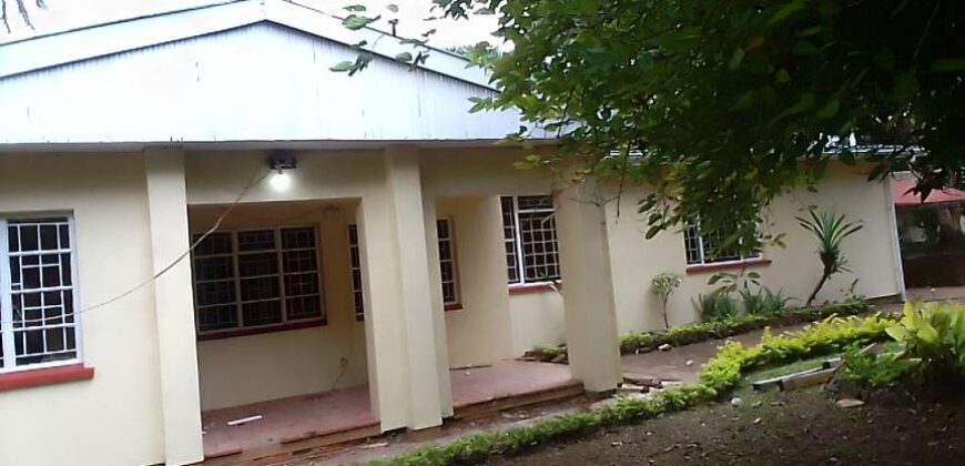 House to let Namiwawa 3 bedrooms masters ensuite sitting