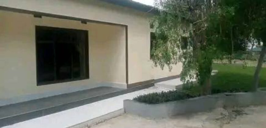 *FLATS FOR RENT IN LUSAKA WEST NEAR ZAMBIA OPEN UNIVERSITY!!*