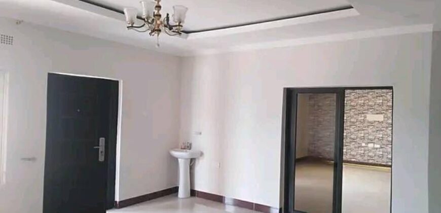 STAND-ALONE 4 Bedroomed MASTER SELF CONTAINED House for rent in MAKENI Konga