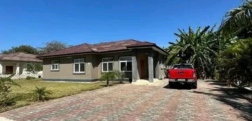 Spacious 5bedrooms house For sale – Silverest Gardens