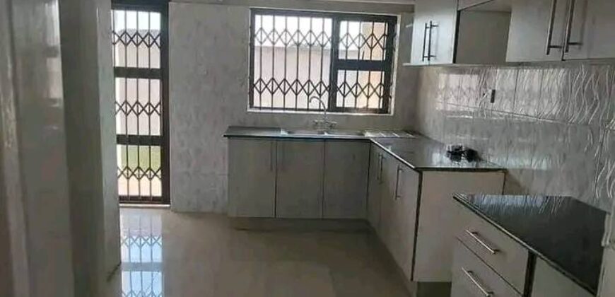 Executive newly built town house to let malawi in chileka Ngumbe 3 bedrooms