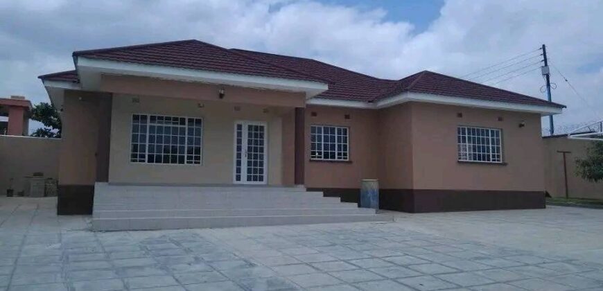 Nice house for rent area 46 Stand alone plus guest wing