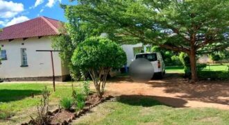 House for sale in lilongwe airwing along the tarmac road WITH TITLE DEED