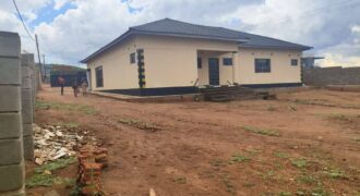 4bedroom House for sale in lilongwe area new 43 WITH TITLE DEED