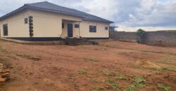 4bedroom House for sale in lilongwe area new 43 WITH TITLE DEED