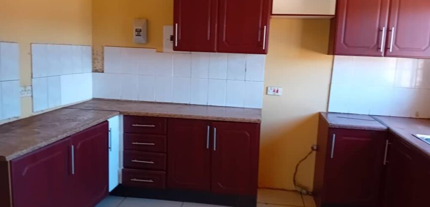 2beds fitted standalone in Mochudi behind Bogatsu primary school