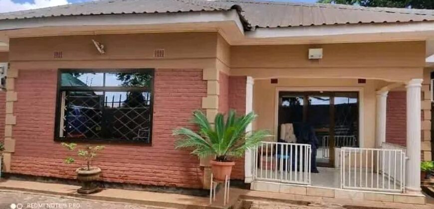 HOUSE FOR RENT Area 49 new Gulliver smart and decent house comprising of 4 bedrooms 2 ensuit