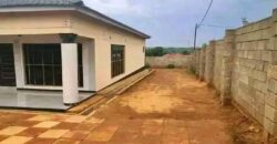 4bedroom House for sale in lilongwe area new 43 WITH TITLE DEED