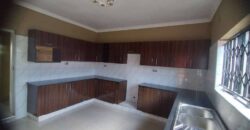 4bedroom House for sale in lilongwe area new 43 WITH TITLE DEED