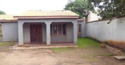 _3bedroom House for sale in lilongwe area 25 nsungwi nearby tarmac road