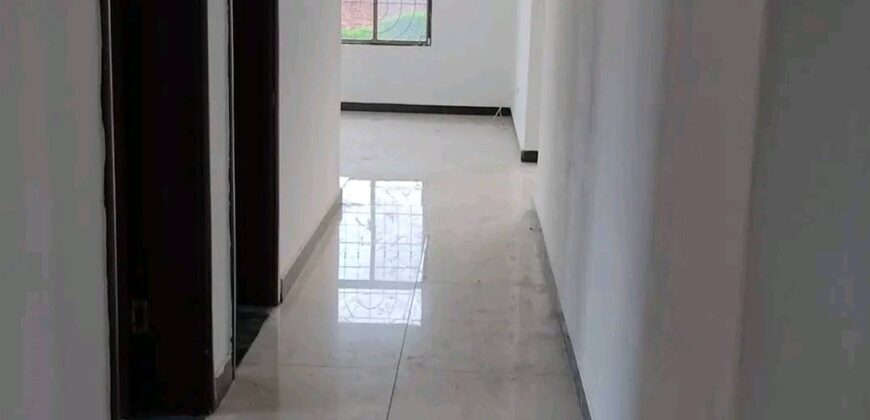 4 bedroom main ensuit HOUSE FOR RENT in Area 49 gouji