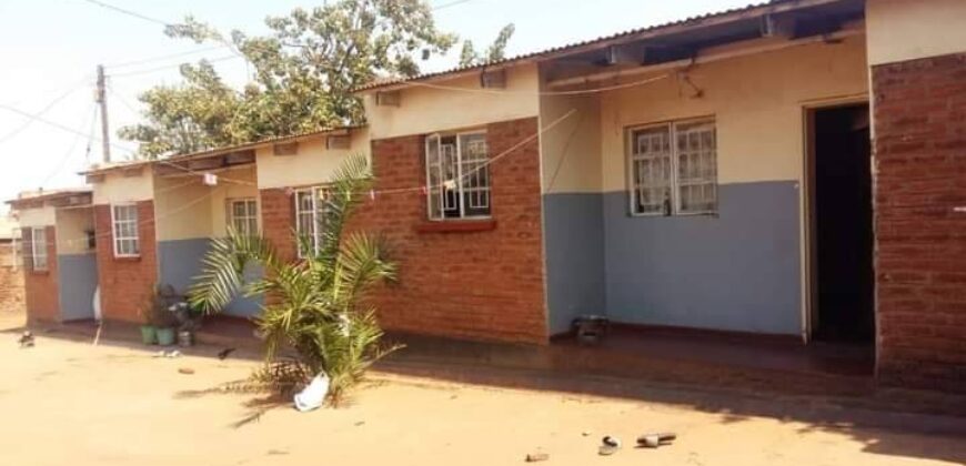 Town house for sale area 25 sector 7