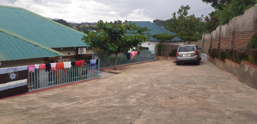 4 HOUSES IN ONE COMPOUND @ CHIROMONI MTHUKWA, BLANTYRE*