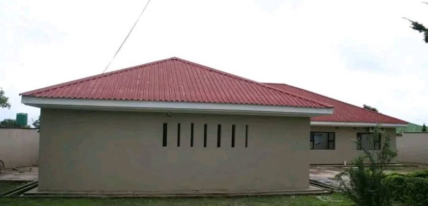 AREA 47 SECTOR 1 STAND ALONE HOUSE FOR RENT