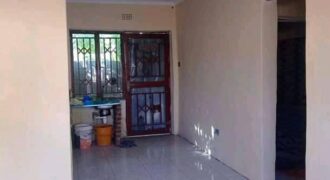 3 BEDROOMS HOUSE FOR SALE AREA 38 KAPHIRI