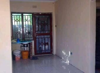 3 BEDROOMS HOUSE FOR SALE AREA 38 KAPHIRI