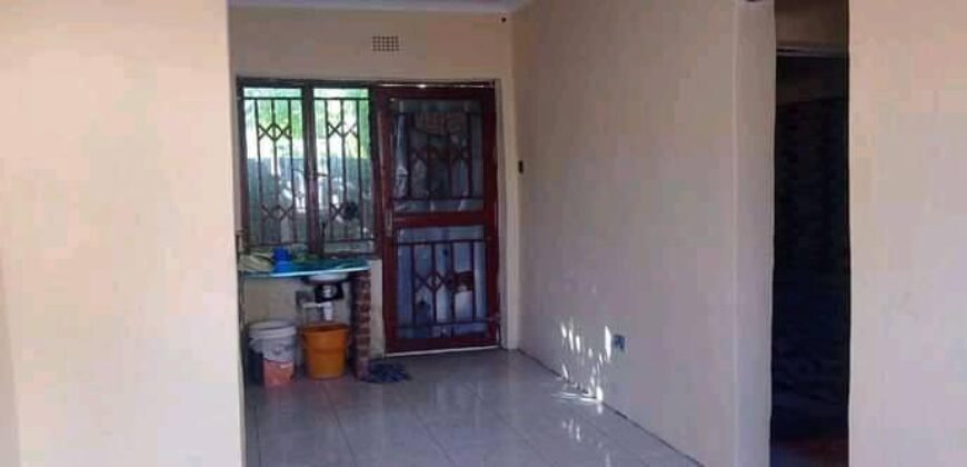 3 BEDROOMS HOUSE FOR SALE AREA 38 KAPHIRI