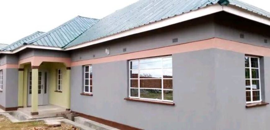 4 BEDROOM HOUSE FOR SALE @ Blantyre Chapima