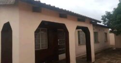 House for sale in lilongwe area 25 sector 5 zenza secondary school along the tarmac road with title deed