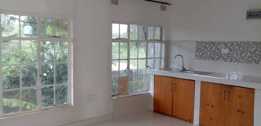 Executive Spacious BEDSITTER for rent in Kabulonga off Kudu road near Mika Hotel