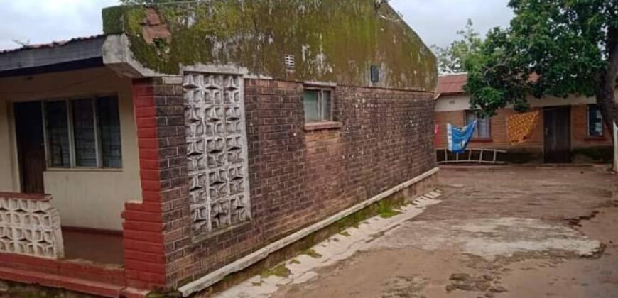 *2HOUSES IN ONE COMPOUND FOR SALE @ CHIROMONI, BLANTYRE*