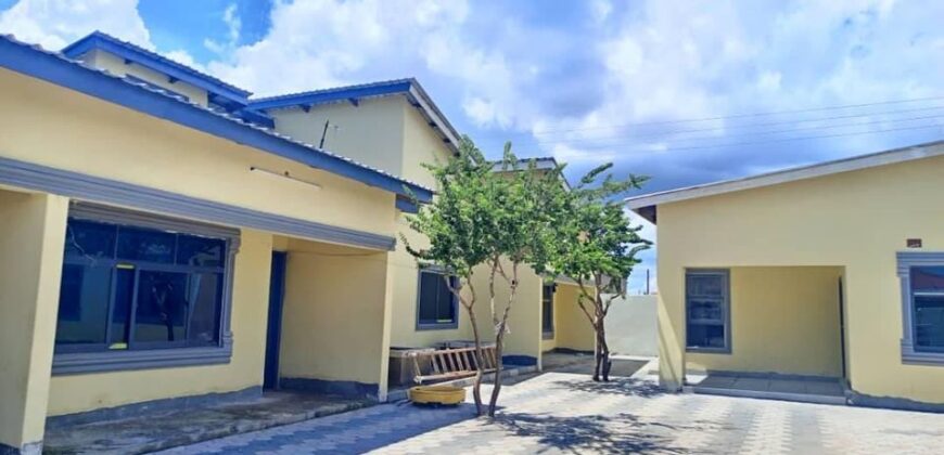 Rent 2 bedrooms – chalala off shantumbu road near wisdom wood school
