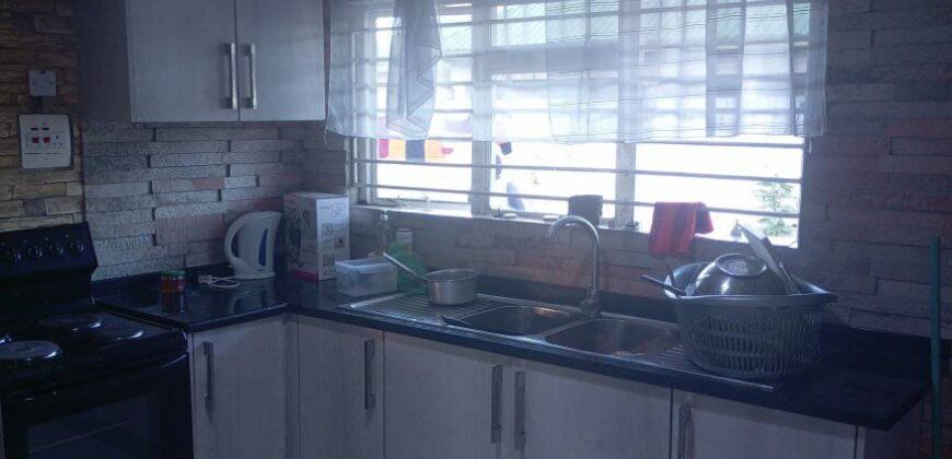 2 BEDROOMS FLAT FOR RENT IN CHALALA OFF SHANTUMBU ROAD AFTER WISDOM WOOD SCHOOL