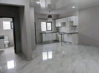 2 Bedroomed Executive Flat For Rent in New Kasama Near M-Phase Area Off Ring Road.