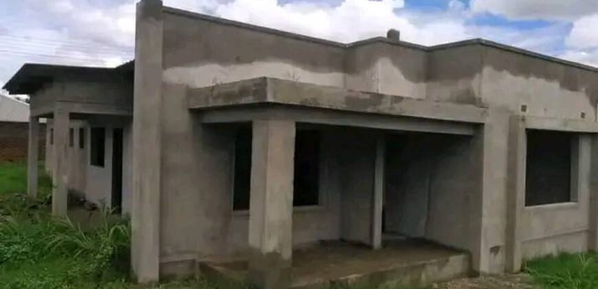 UNFINISHED HOUSE FOR SALE IN LILONGWE AREA 49 NEW GULIVER WITH TITLE DEED