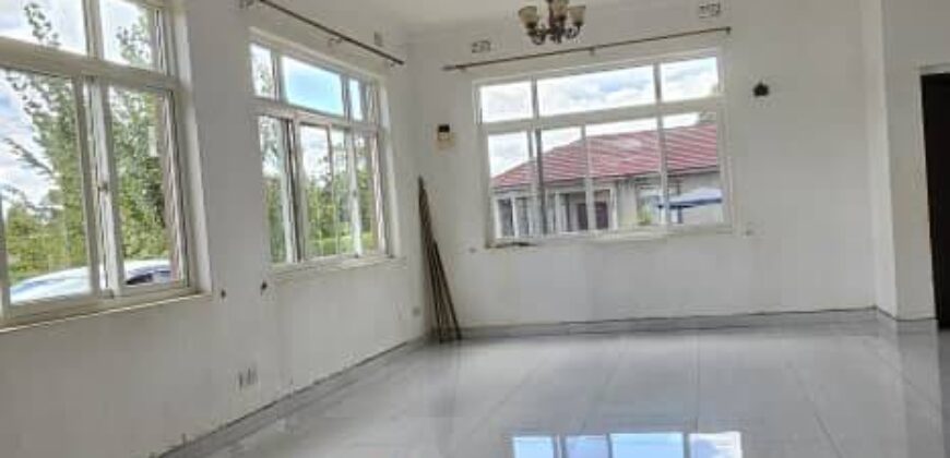 3 bedroooms Standalone for rent in silverest gardens