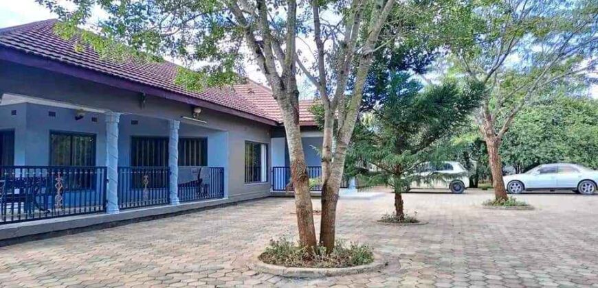 5bedroom house for sale in New Kasama