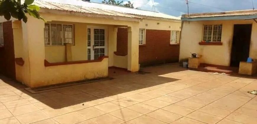 3 BEDROOMS HOUSE FOR SALE AREA 24 KATONDO