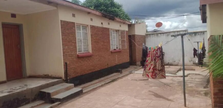 2 houses for sale in lilongwe chilinde machatsi with title deed