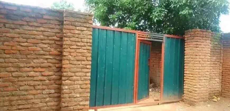 HOUSE FOR SALE AREA 38 KWA GAGA