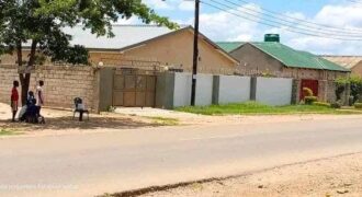 3BEDROOMED 2 BY FLATS FOR SALE IN WOODLANDS CHALALA ALONG MOSI-O-TUNYA ROAD