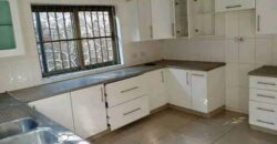 Town house to let Namiwawa 2 bedrooms all ensuite modern to let at MALAWI