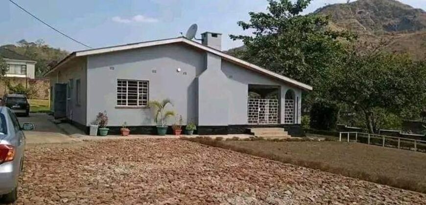 A BEAUTIFUL 3 bedroom house for sale at MALAWI,nyambadwe